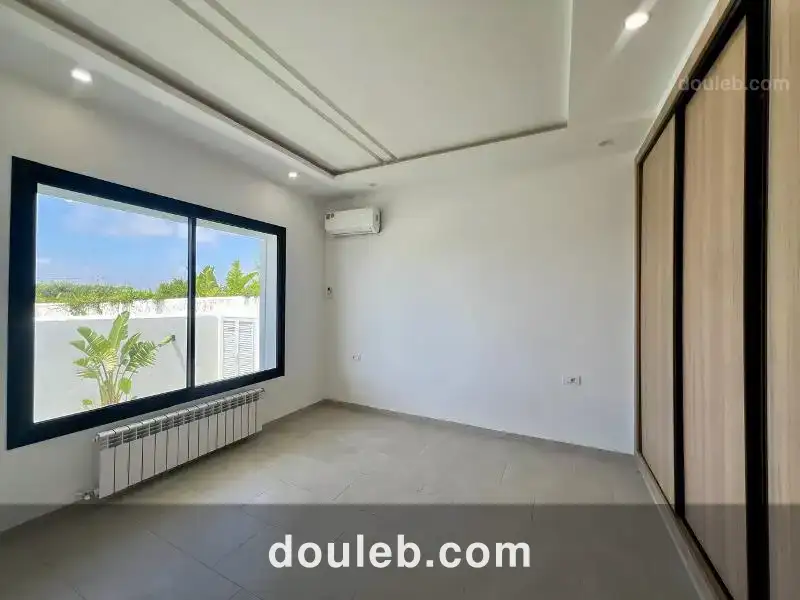 V557 villa brune brune b - Miniature 3