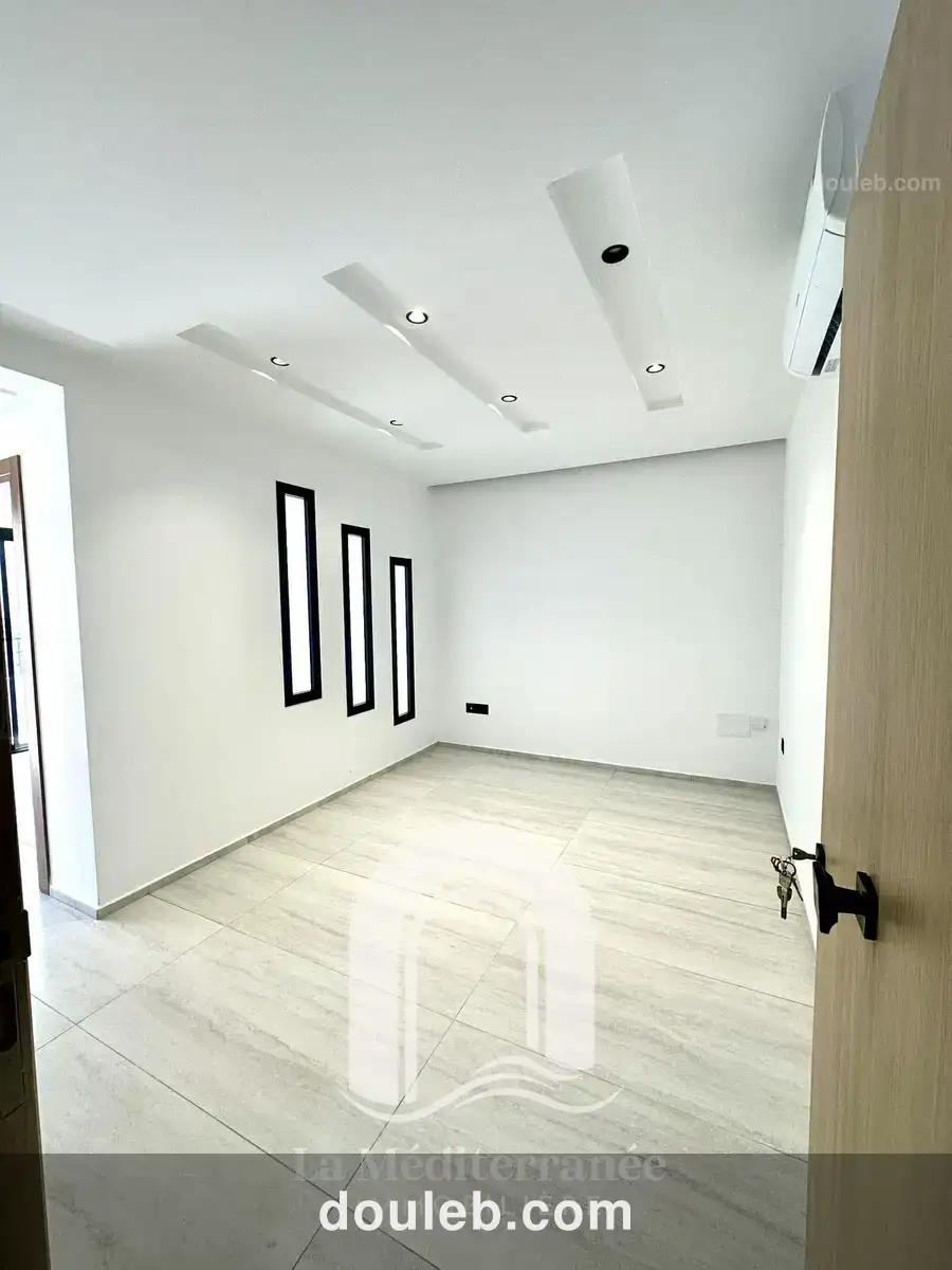 Bureau à radess - Miniature 3