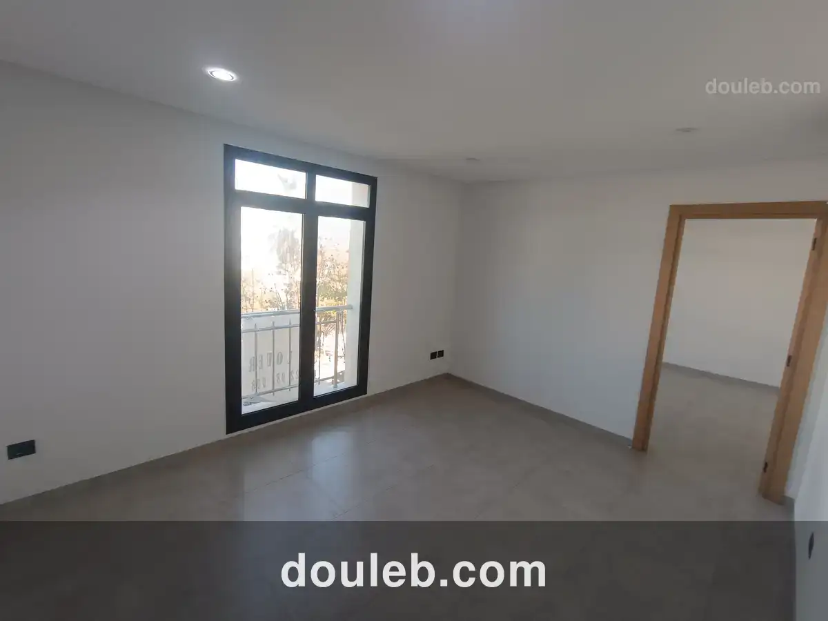 Bureau neuf ht standing grand accueil et 01 piece - Miniature 3