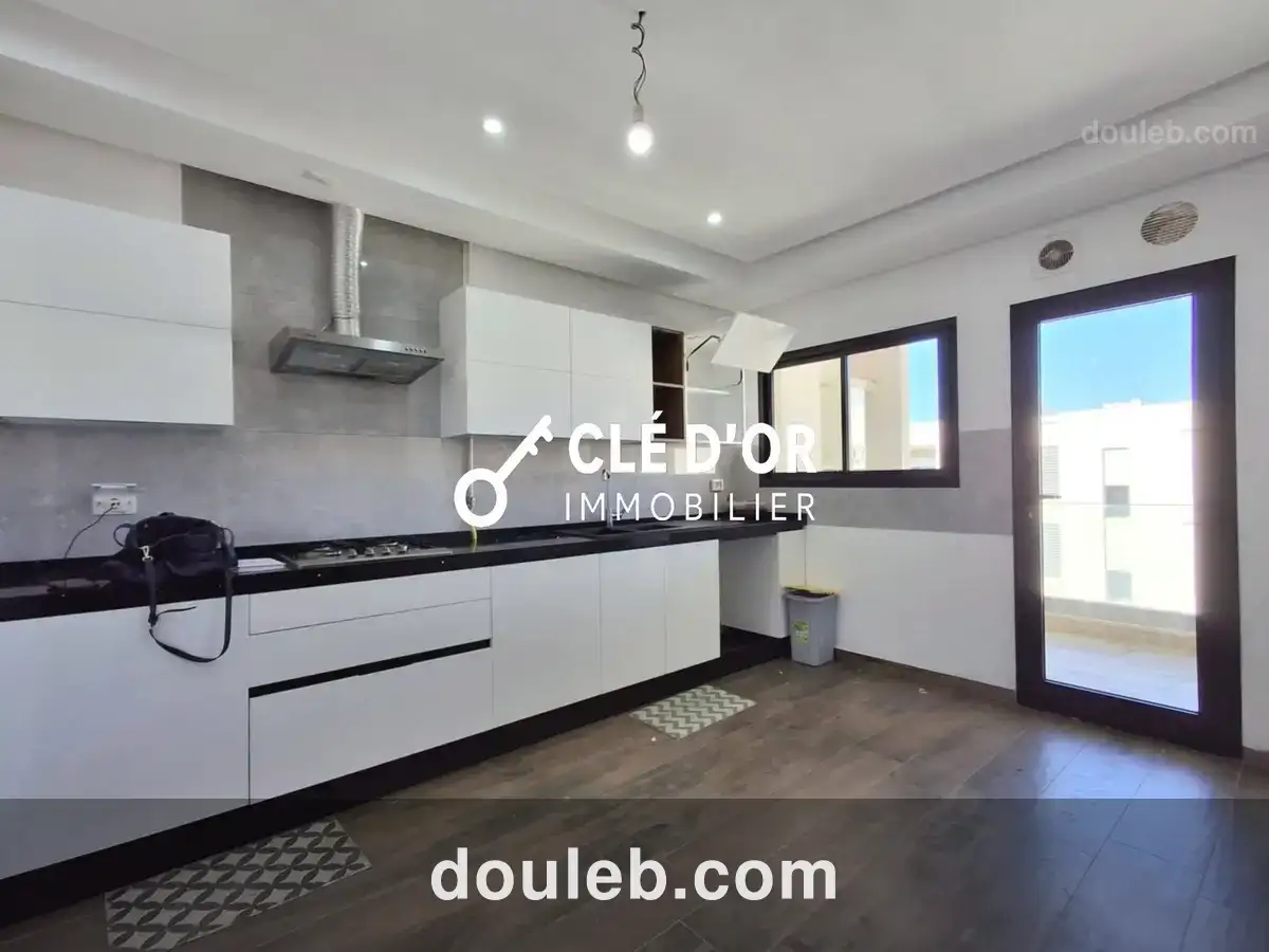 Appartement s4 au jardins de carthage - Miniature 2