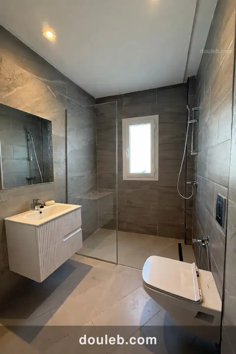 Appartement cosy à chott mariem - Miniature 5