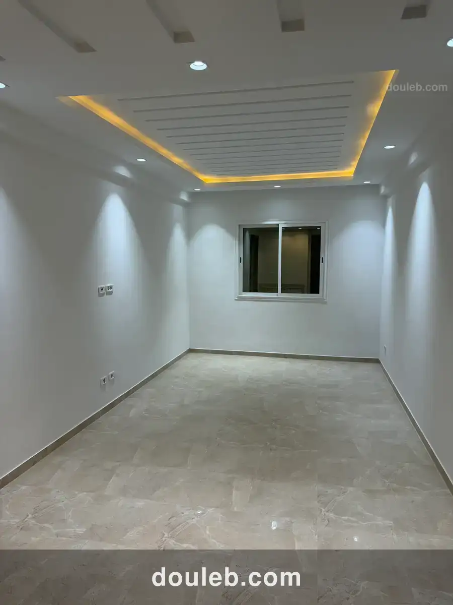 Appartement sur la route principale grémda sfax - Miniature 5