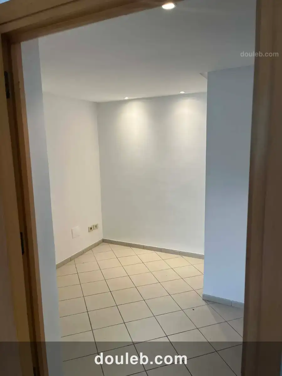 Bureau rue de canada - Miniature 4