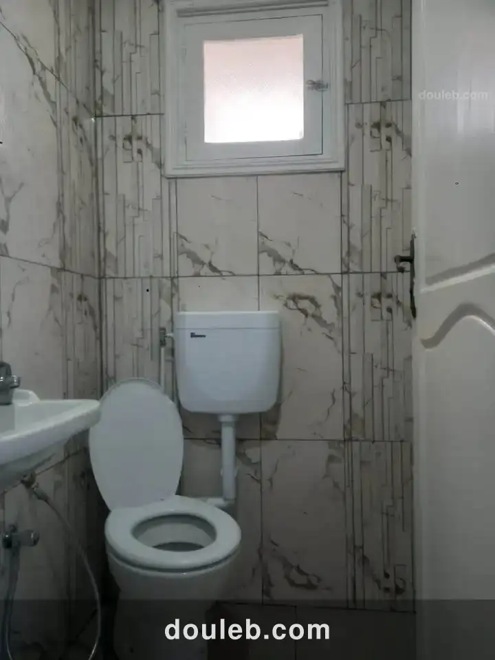 Étage de villa pour usage bureautique - Miniature 3