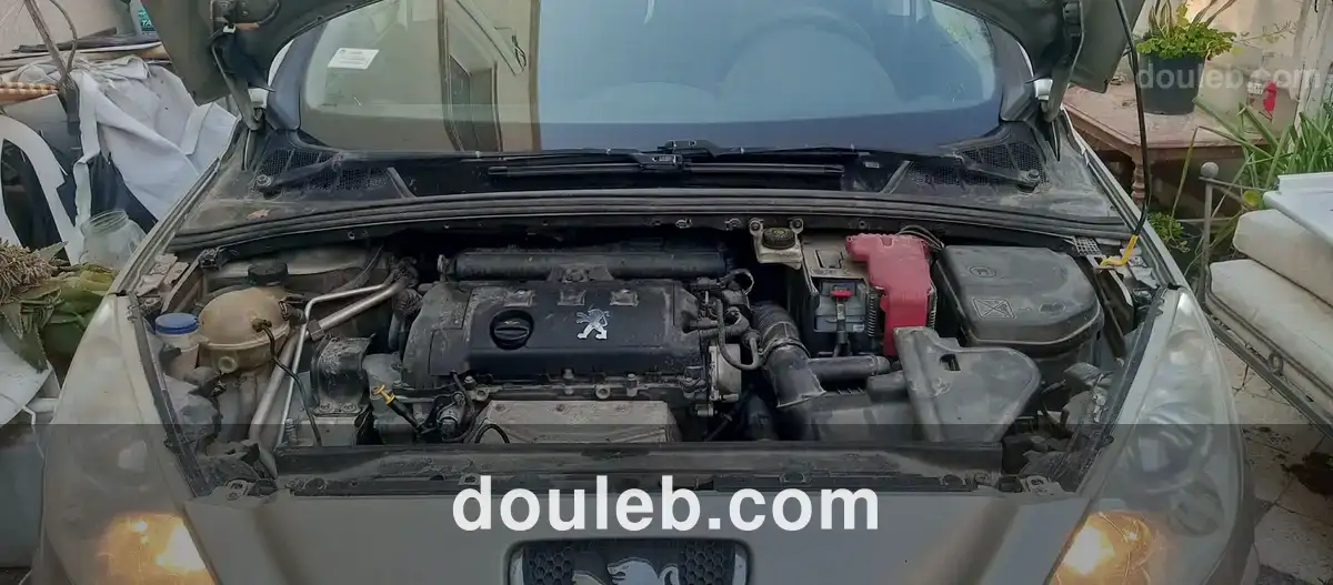 Voiture de femme - Miniature 4