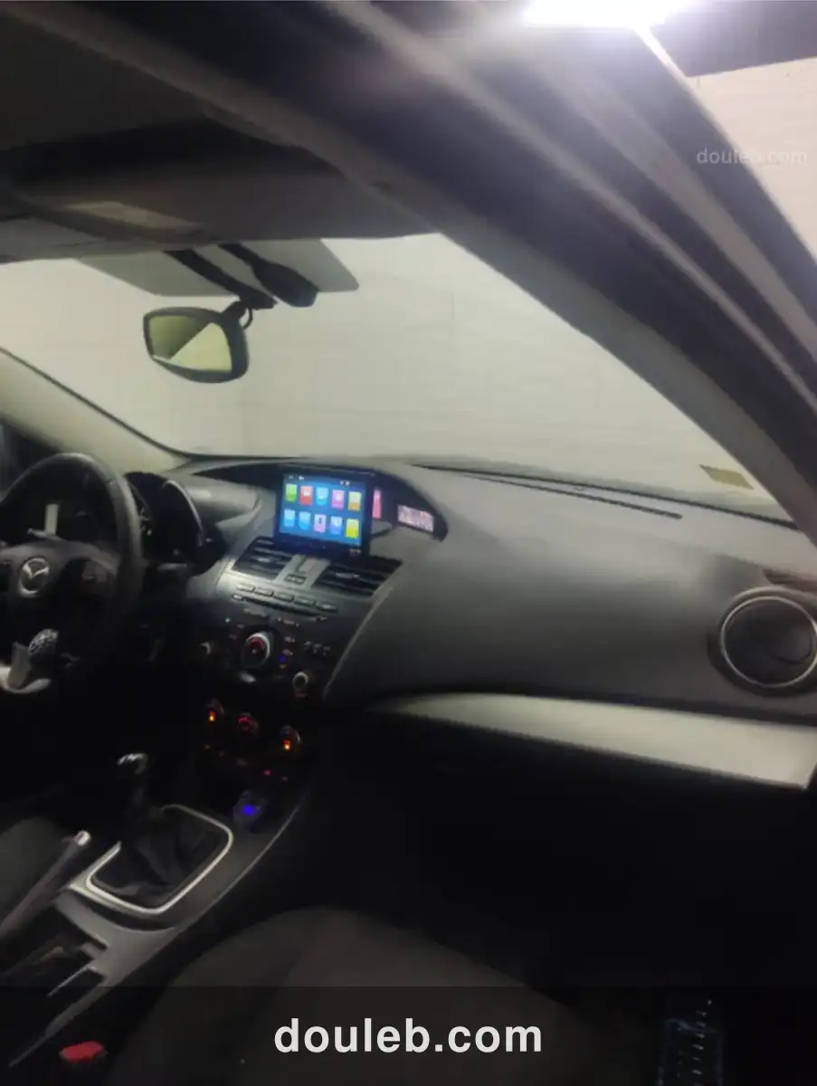 Mazda 3 2010 - Miniature 3