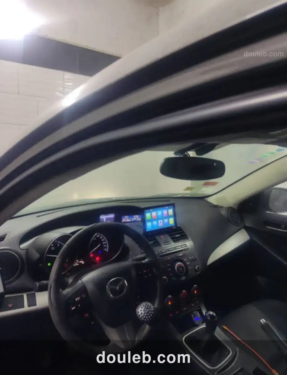 Mazda 3 2010 - Miniature 4