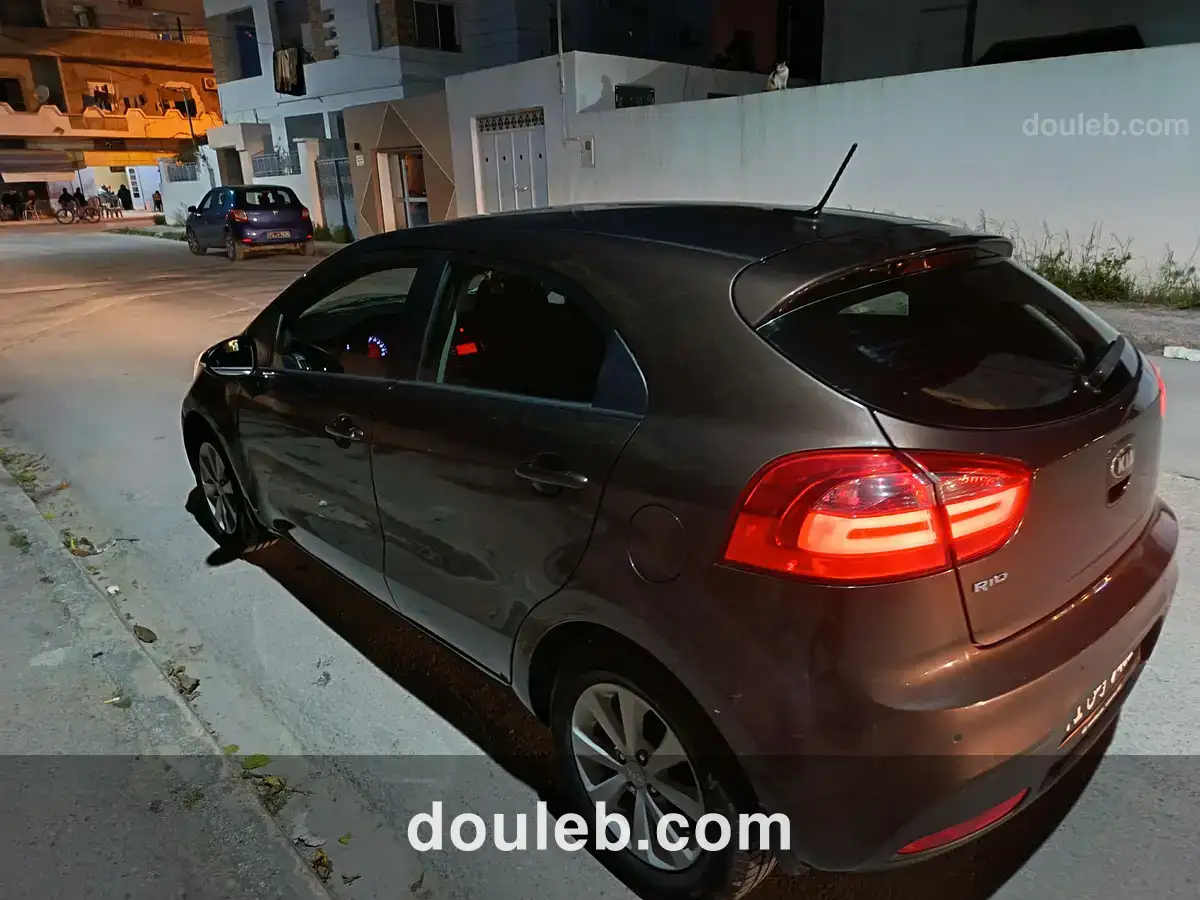 Kia rio 3 en parfaite etat - Miniature 2