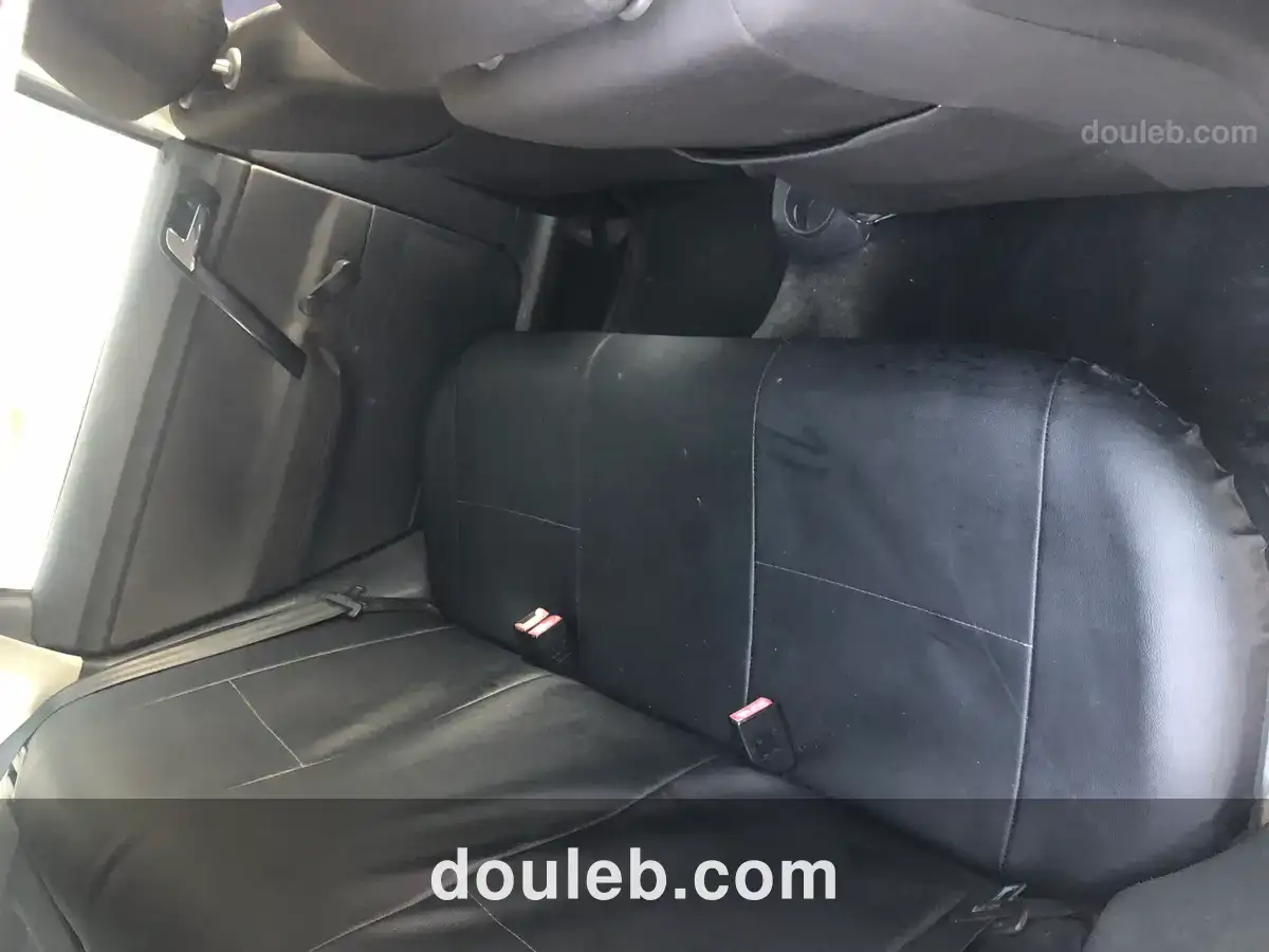 Polo 6 ndhifa lilbi3 à Tunis