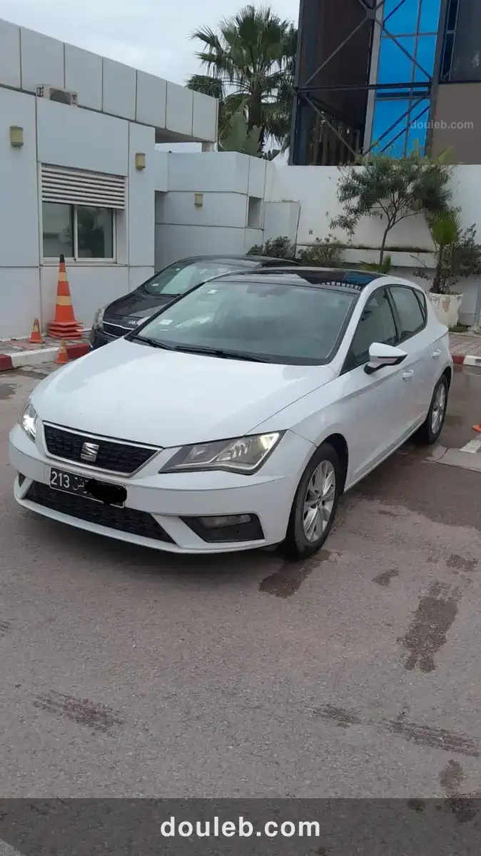 Première main à Tunis